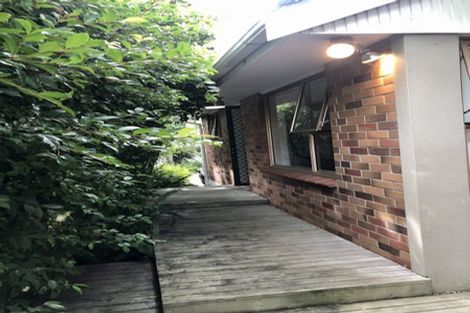 Photo of property in 2/32 Merani Street, Narrow Neck, Auckland, 0622