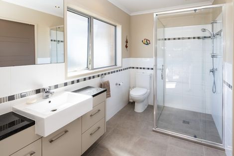 Photo of property in 10 Liberty Crescent, Beachlands, Auckland, 2018