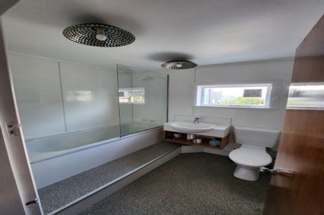 Photo of property in 1/62 Roseneath Terrace, Roseneath, Wellington, 6011