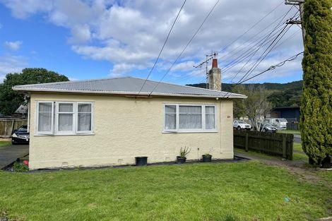 Photo of property in 29 Burden Avenue, Wainuiomata, Lower Hutt, 5014