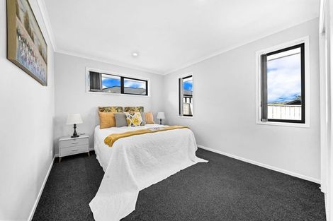 Photo of property in 36 Leathem Crescent, Pokeno, 2402