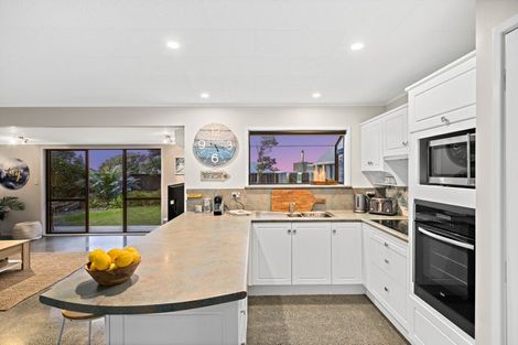 Photo of property in 12 Shamrock Crest, Omaha, 0986