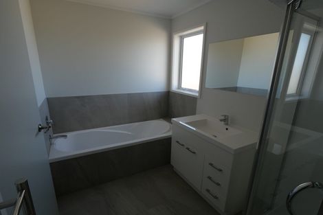 Photo of property in 3c Helvetia Road, Pukekohe, 2120