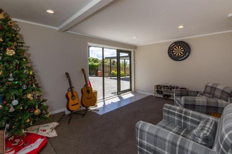 Photo of property in 31 Tauroa Road, Havelock North, 4130