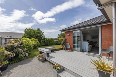 Photo of property in 7 Pimlico Place, Rangiora, 7400