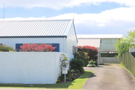 Photo of property in 19b Dickson Road, Papamoa Beach, Papamoa, 3118