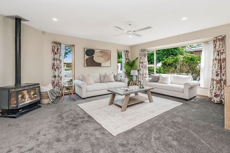 Photo of property in 2/128 Yaldhurst Road, Sockburn, Christchurch, 8042