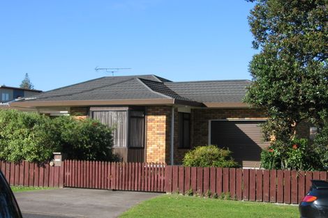 Photo of property in 8 Moenui Avenue, Orewa, 0931