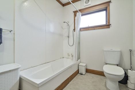 Photo of property in 1031 Fitzroy Avenue, Mahora, Hastings, 4120