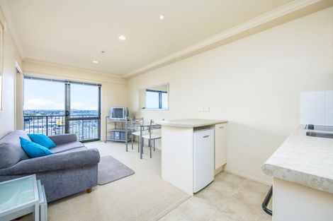 Photo of property in The Rennaissance, 9d/18 Ronwood Avenue, Manukau, Auckland, 2104