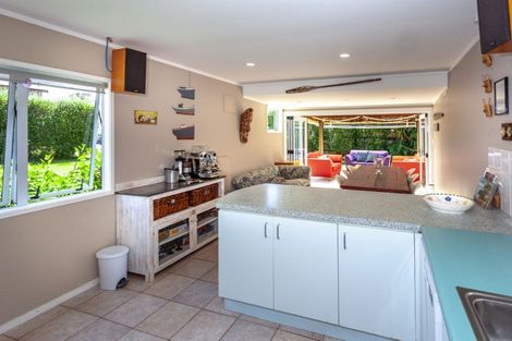 Photo of property in 302b Given Avenue, Whangamata, 3620