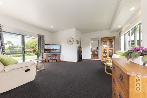 Photo of property in 30 Rosella Grove, Waimauku, 0812