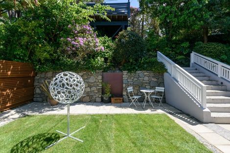 Photo of property in 11 Central Terrace, Kelburn, Wellington, 6012