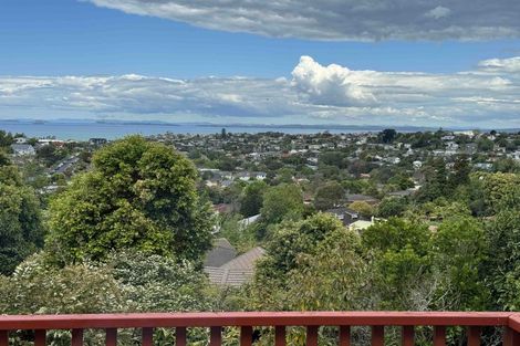 Photo of property in 741 East Coast Road, Browns Bay, Auckland, 0630