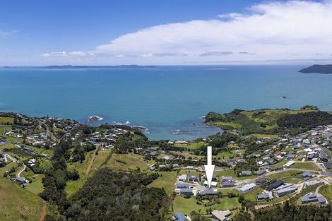 Photo of property in 31 Eagles Way, Cable Bay, 0420