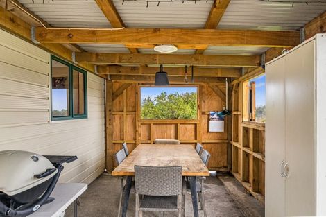 Photo of property in 293 Koputarao Road, Koputaroa, Shannon, 5575