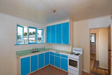Photo of property in 27 Hill Crescent, Papakura, 2110