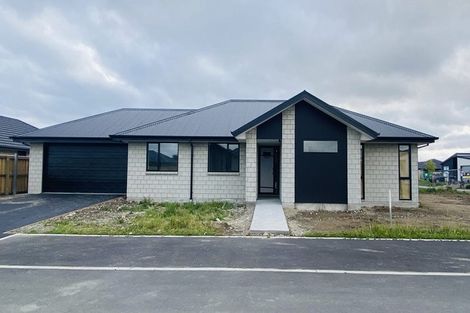 Photo of property in 8 Te Kanawa Lane, Rolleston, 7615