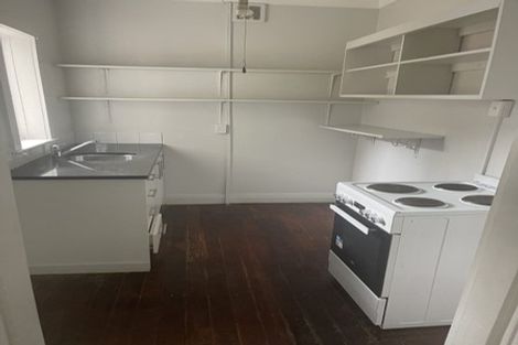 Photo of property in 2b Premier Avenue, Point Chevalier, Auckland, 1022