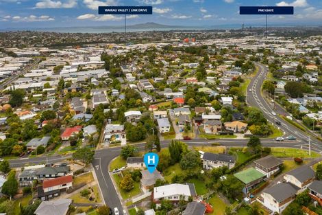 Photo of property in 4 Ayton Drive, Totara Vale, Auckland, 0629