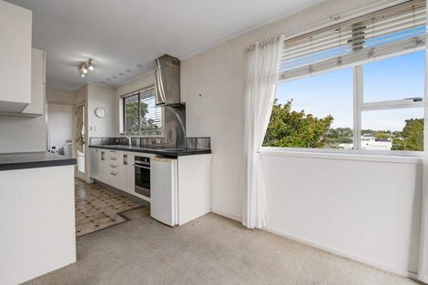 Photo of property in 36 Tonkin Drive, Sunnynook, Auckland, 0620