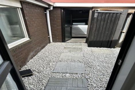 Photo of property in 2/218 Lincoln Road, Addington, Christchurch, 8024