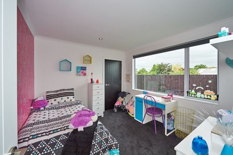 Photo of property in 59 Liberty Grove, Kelvin Grove, Palmerston North, 4414