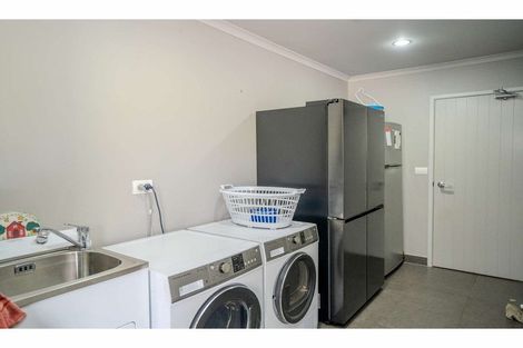 Photo of property in 15 Cochrane Drive, Kerikeri, 0230