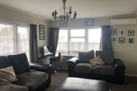 Photo of property in 58 Fairview Road, Western Heights, Rotorua, 3015