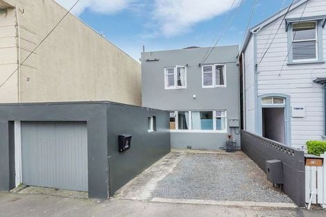 Photo of property in 77 Pirie Street, Mount Victoria, Wellington, 6011