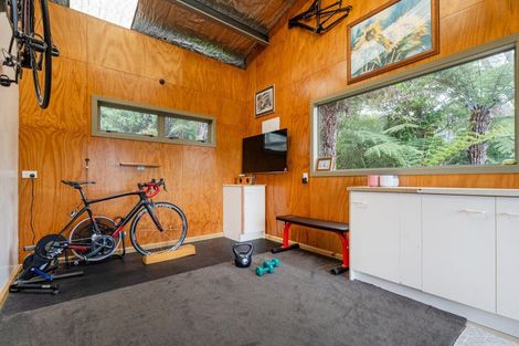 Photo of property in 39 Grange Road, Hahei, Whitianga, 3591