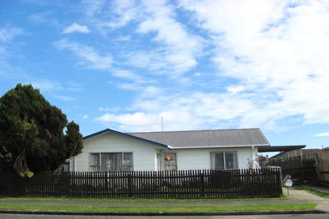 Photo of property in 21 Rimu Street, Levin, 5510
