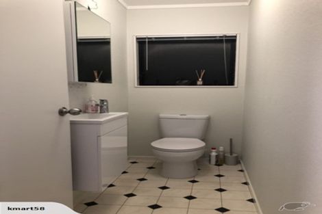 Photo of property in 2/15 Greenhill Crescent, Pakuranga, Auckland, 2010