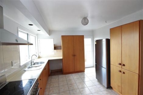 Photo of property in 7 Lewis Road, Pakuranga, Auckland, 2010