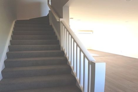 Photo of property in 2/32 Dr Taylor Terrace, Johnsonville, Wellington, 6037