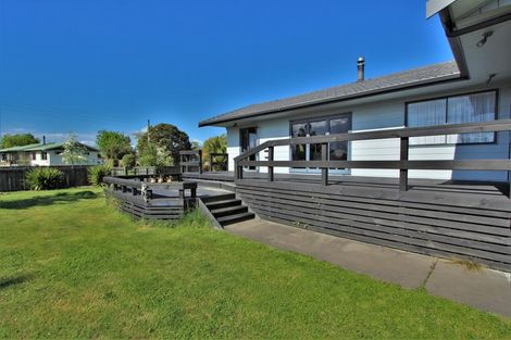 Photo of property in 28 Tennyson Drive, Owhata, Rotorua, 3010