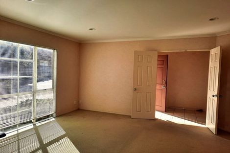 Photo of property in 6 Stellamaris Way, Northpark, Auckland, 2013