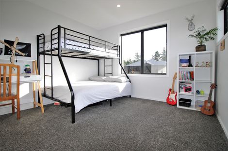 Photo of property in 74 Larch Crescent, Alexandra, 9320