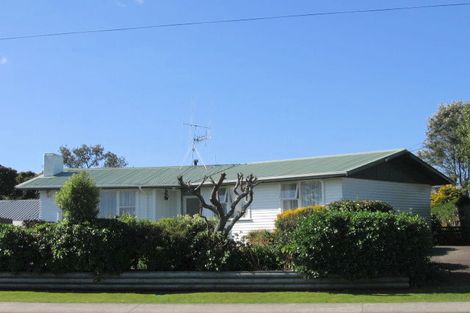 Photo of property in 11 Grenada Street, Mount Maunganui, 3116