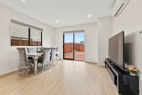 Photo of property in 25 Woven Place, Karaka, Papakura, 2113