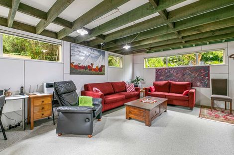 Photo of property in 76 Balmain Road, Chatswood, Auckland, 0626