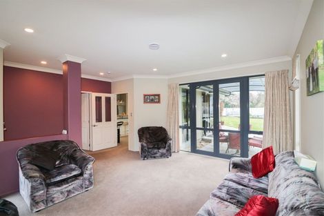 Photo of property in 65 Main North Road, Geraldine, 7930