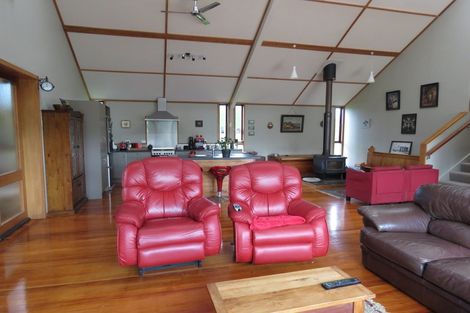 Photo of property in 10 Tokanui-haldane Road, Tokanui, 9884