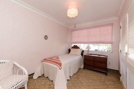 Photo of property in 42 Waikawa Road, Owaka, 9535