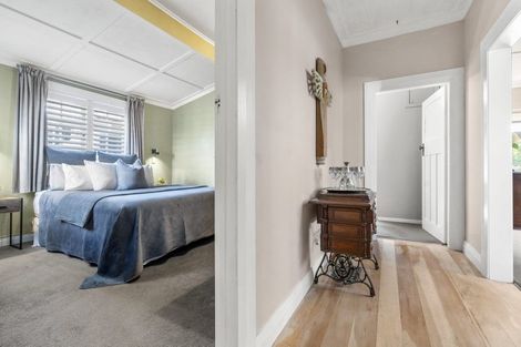 Photo of property in 10a Waterview Road, Stanley Point, Auckland, 0624