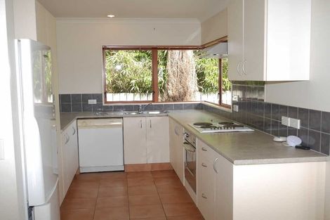 Photo of property in 72 Hinemoa Street, Paraparaumu, 5032