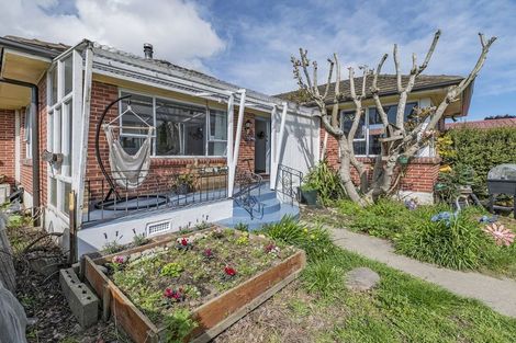 Photo of property in 73 Bentley Street, Russley, Christchurch, 8042