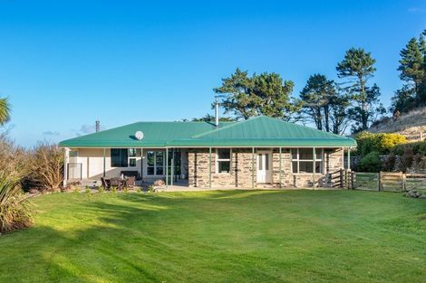 Photo of property in 378 Heyward Point Road, Heyward Point, Port Chalmers, 9081