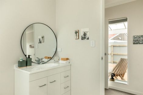 Photo of property in 9 Russell Street, Westport, 7825