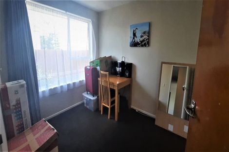 Photo of property in 10 Sturrocks Road, Redwood, Christchurch, 8051